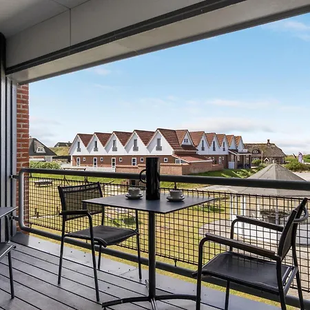 Bad, Lejl, 107 Apartment *